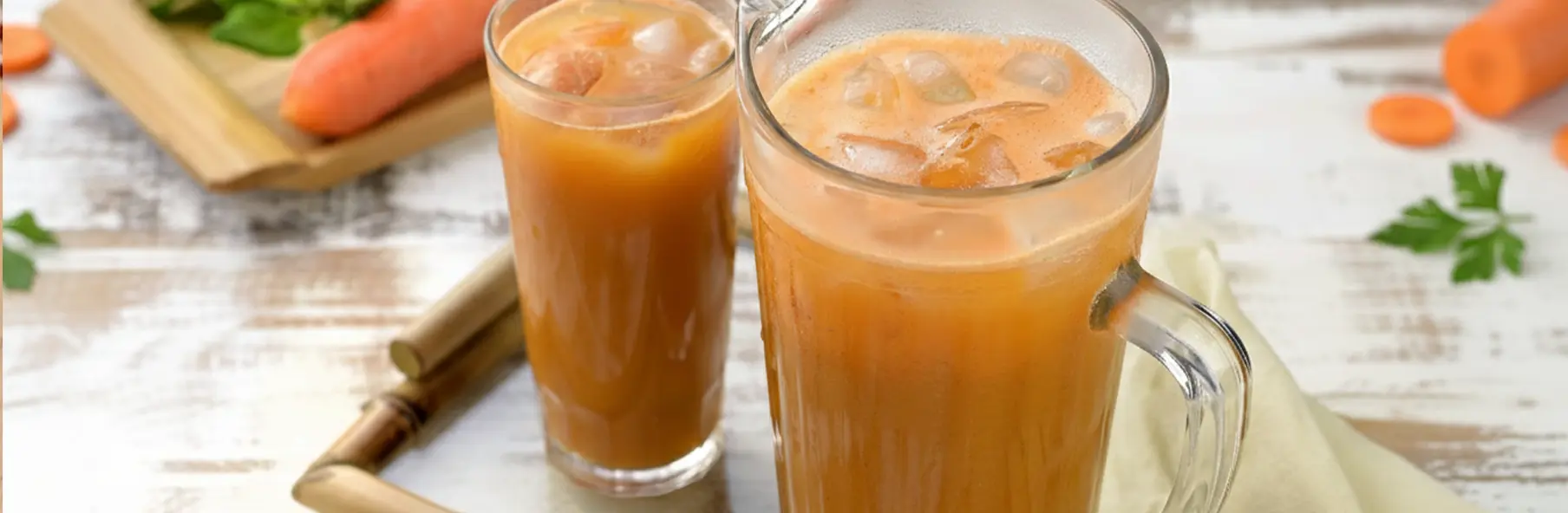 Suco de cenoura, espinafre e laranja