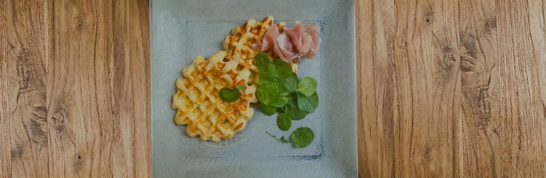 Waffle salgado umami